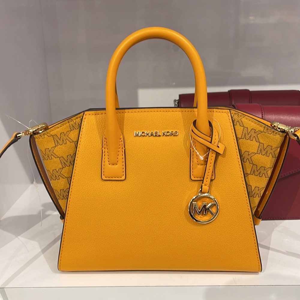Michael Kors Avril Small Signature PVC Top Zip Satchel Crossbody Bag
Honeycomb - Picture 13 of 16